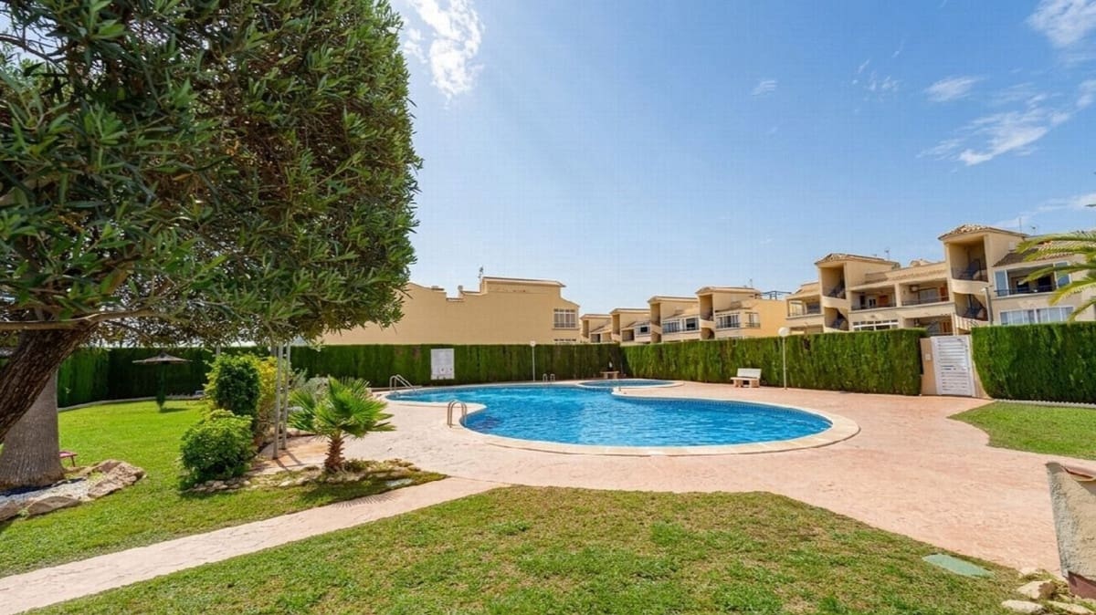 2 Zimmer Apartment zu verkaufen in Orihuela Costa mit Pool Garage - 153.000 € (Ref: 10071390)