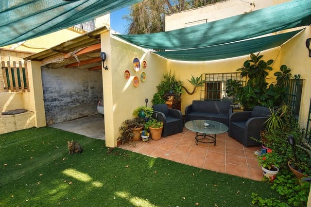 3 Zimmer Villa zu verkaufen in El Rosario, Marbella mit Pool Garage - 739.000 € (Ref: 10071400)
