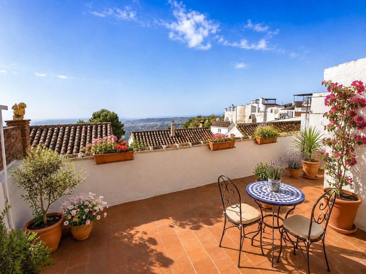 Casa de 3 habitaciones en Mijas en venta - 287.000 € (Ref: 10071421)