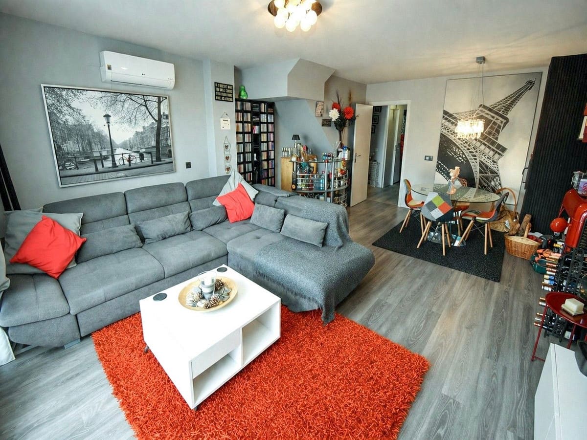 4 soverom Villa til salgs i La Duquesa / Puerto de la Duquesa med svømmebasseng garasje - € 439 000 (Ref: 10071424)