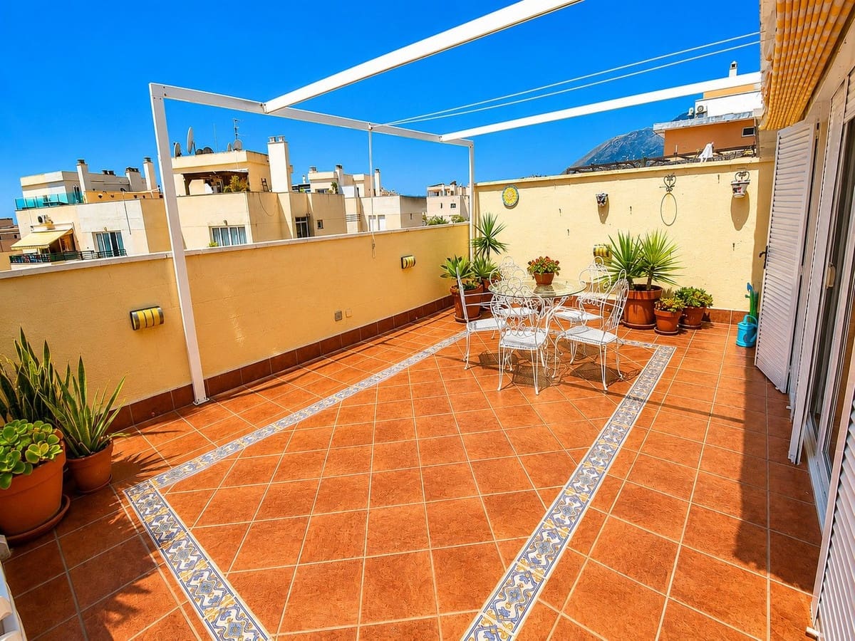 4 sypialnia Apartament na sprzedaż w Benalmadena Costa z basenem garażem - 499 999 € (Ref: 10071455)