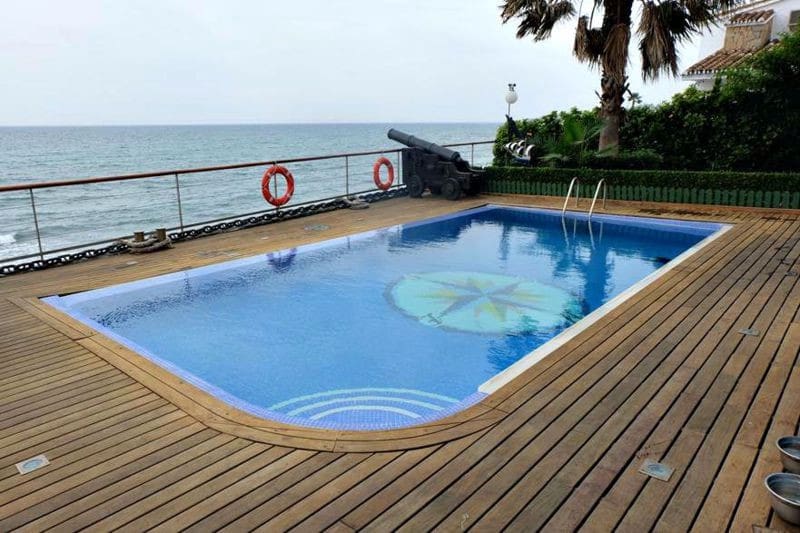 6 sypialnia Willa na sprzedaż w La Cala de Mijas z basenem garażem - 3 500 000 € (Ref: 10071471)