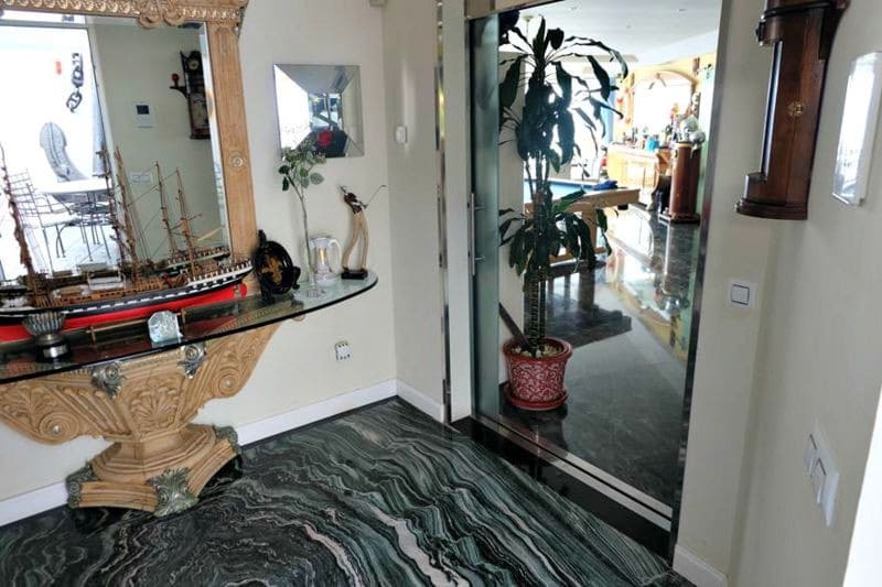 6 sypialnia Willa na sprzedaż w La Cala de Mijas z basenem garażem - 3 500 000 € (Ref: 10071471)