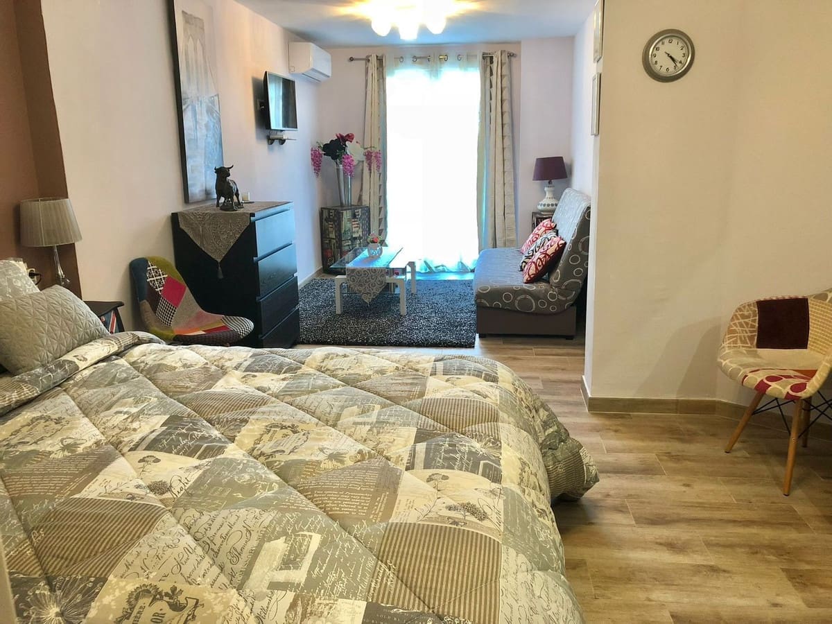 8 soverom Villa til salgs i Mijas Costa med svømmebasseng garasje - € 1 795 000 (Ref: 10071480)