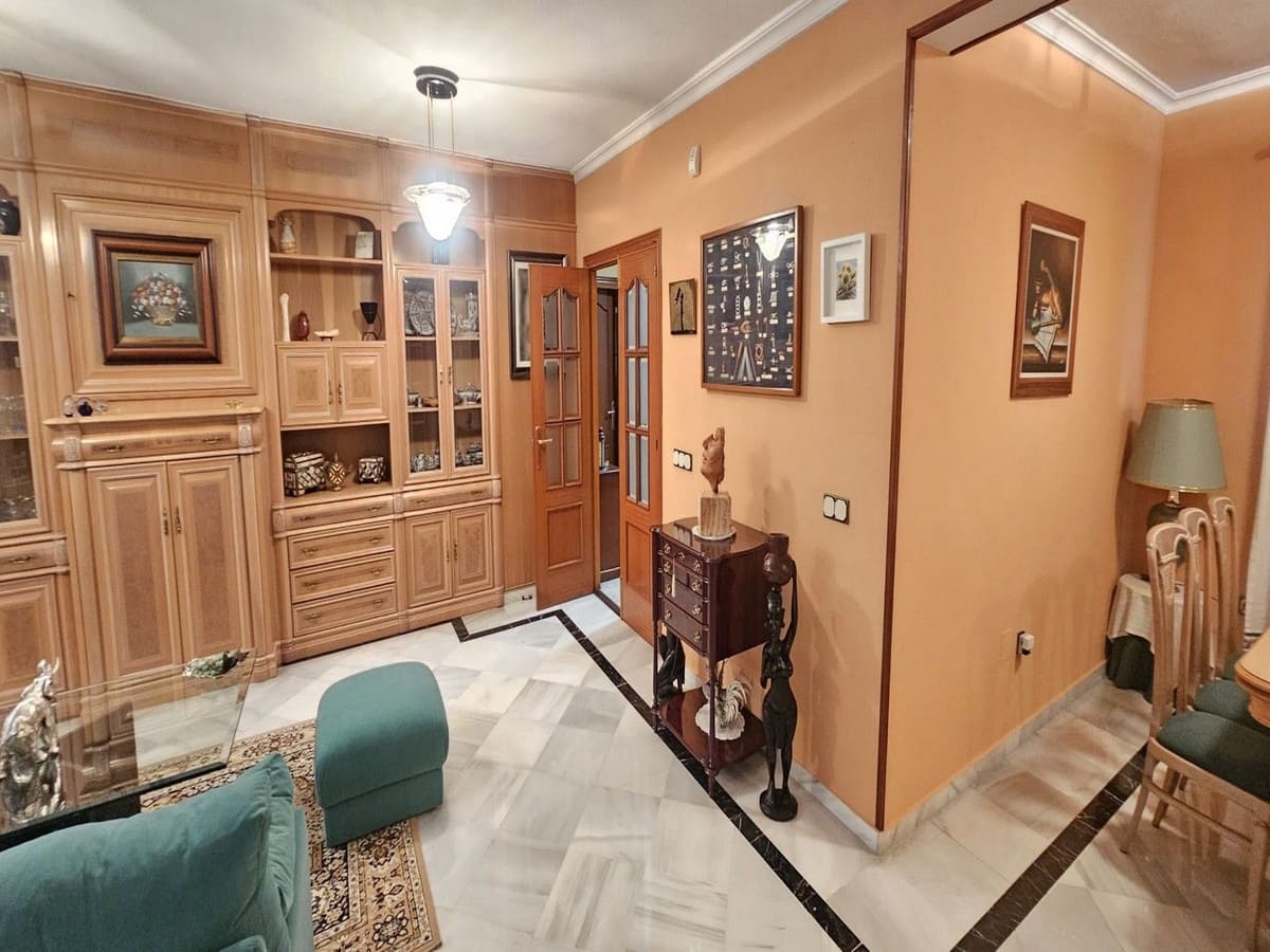 5 Zimmer Apartment zu verkaufen in Fuengirola mit Pool Garage - 742.000 € (Ref: 10071506)