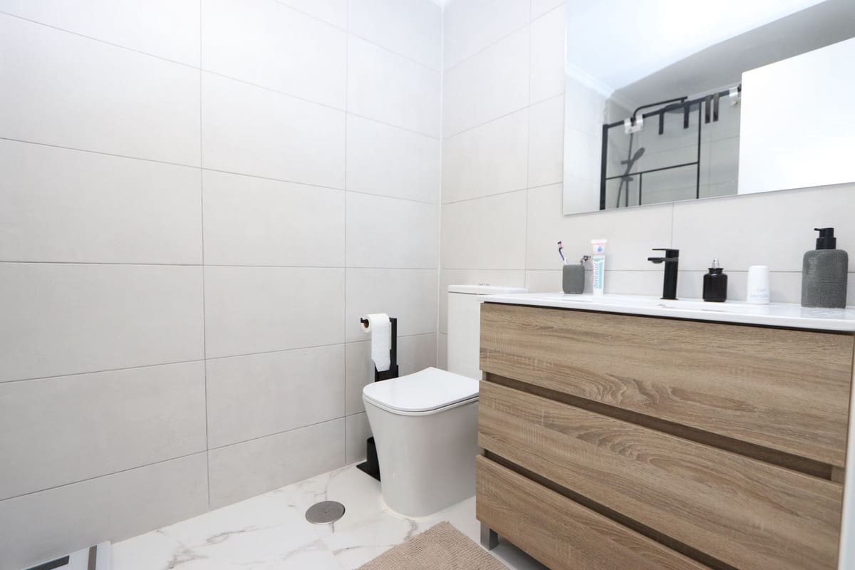 2 slaapkamer Appartement te koop in Orihuela Costa met zwembad garage - € 245.000 (Ref: 10071519)