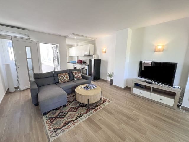 1 soveværelse Lejlighed til salg i El Paraiso, Estepona med swimmingpool - € 249.500 (Ref: 10071524)