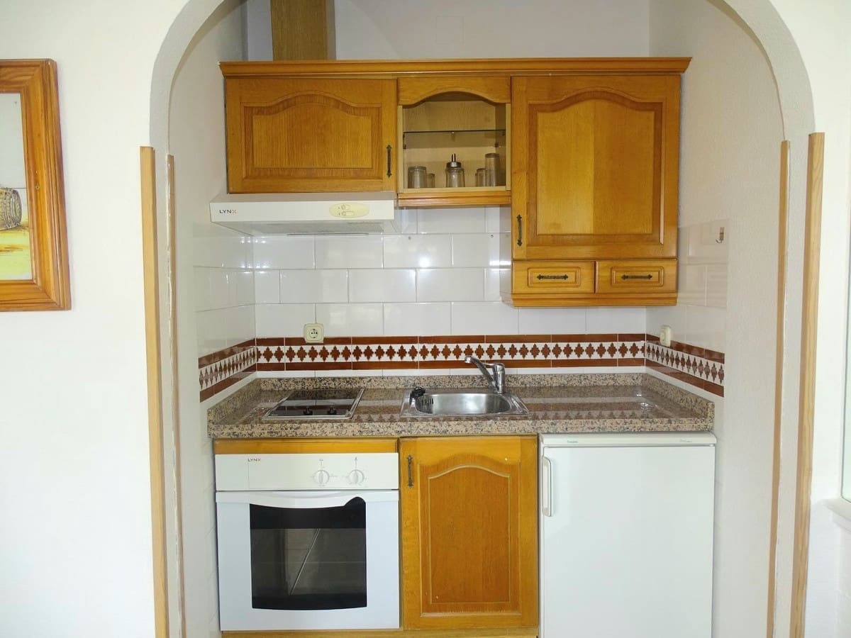 Studio till salu i Torremolinos med pool - 199 999 € (Ref: 10071525)