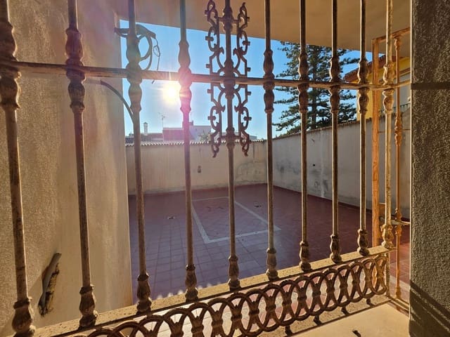5 Zimmer Haus zu verkaufen in Los Boliches , Fuengirola mit Garage - 530.000 € (Ref: 10071528)