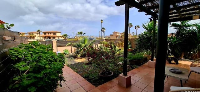 3 sypialnia Willa na sprzedaż w Lajares, La Oliva z basenem - 295 000 € (Ref: 10071536)