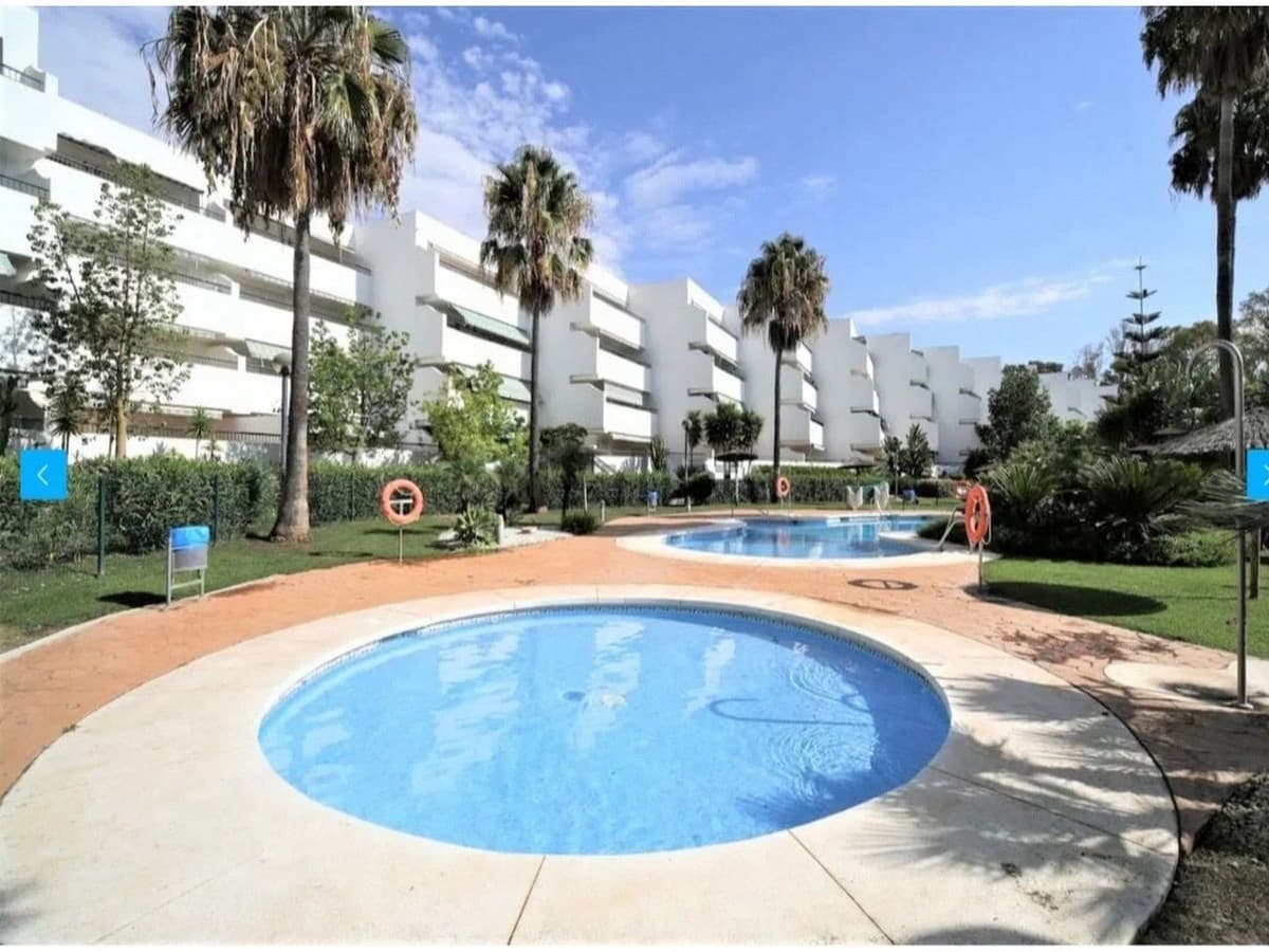 5 sovrum Lägenhet till salu i Guadalmina med pool - 750 000 € (Ref: 10071539)