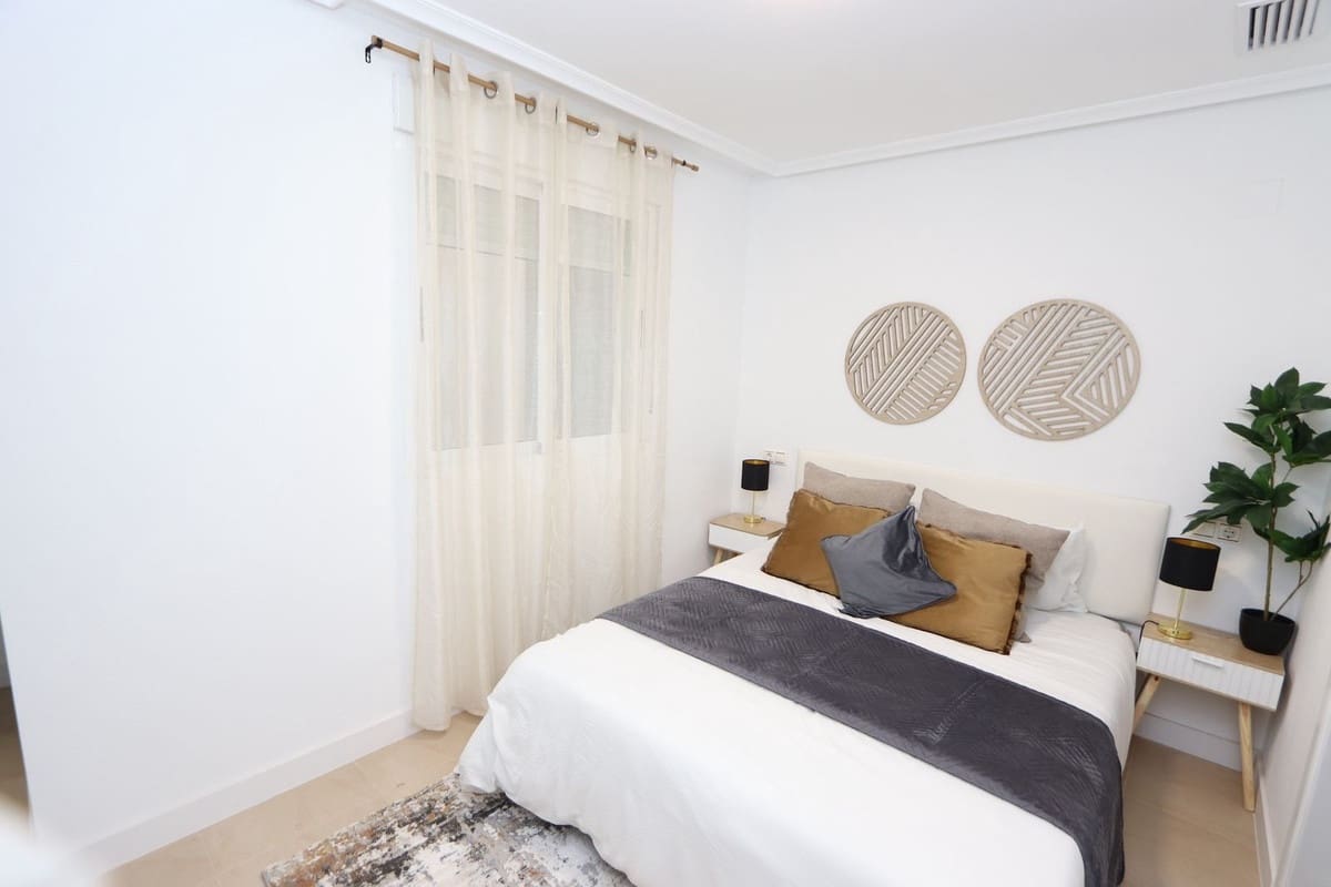 3 slaapkamer Appartement te koop in Torrevieja - € 220.000 (Ref: 10071561)