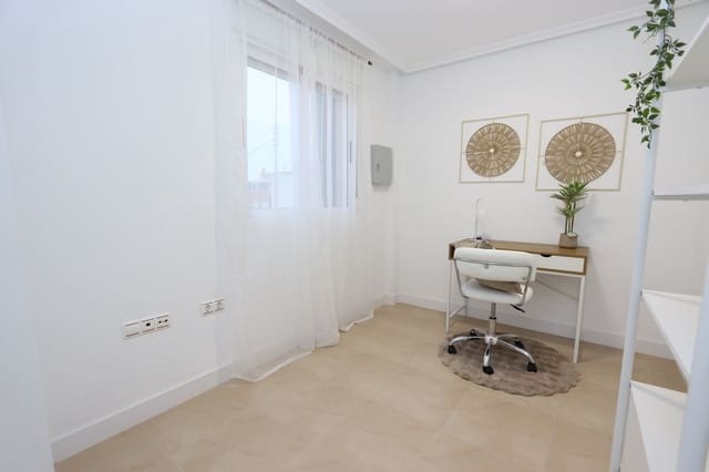 3 slaapkamer Appartement te koop in El Chaparral, Torrevieja - € 220.000 (Ref: 10071561)