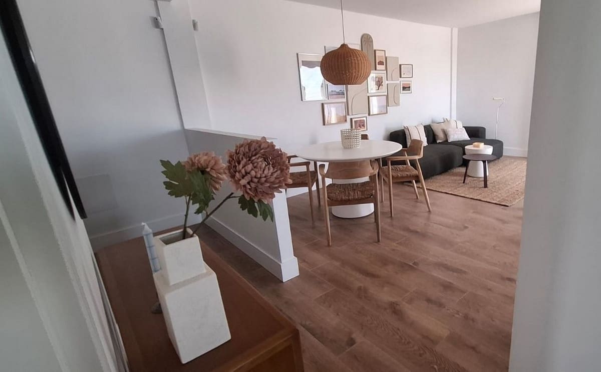 2 soveværelse Lejlighed til salg i Corralejo med swimmingpool garage - € 275.500 (Ref: 10071570)