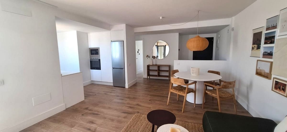 2 soveværelse Lejlighed til salg i Corralejo med swimmingpool garage - € 275.500 (Ref: 10071570)