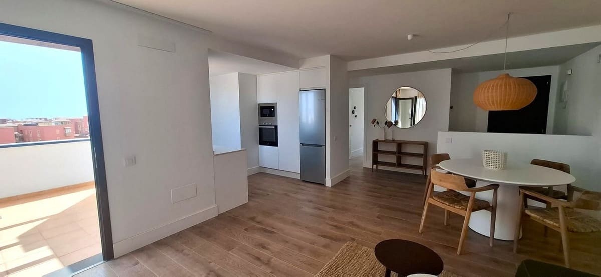 2 soveværelse Lejlighed til salg i Corralejo med swimmingpool garage - € 275.500 (Ref: 10071570)