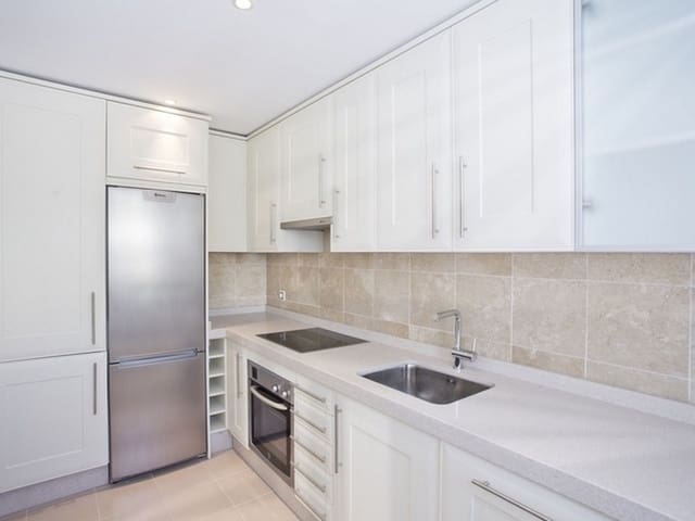 2 soverom Leilighet til salgs i Mijas Golf, Mijas med svømmebasseng garasje - € 420 000 (Ref: 10071573)