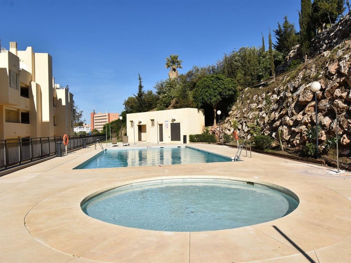 3 Zimmer Apartment zu verkaufen in Fuengirola mit Pool Garage - 350.000 € (Ref: 10071575)