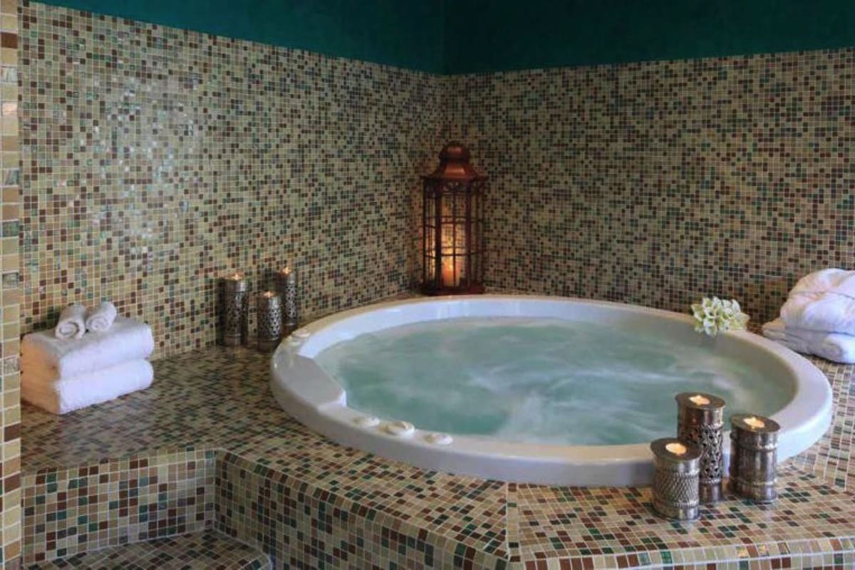 2 chambre Appartement à vendre à Estepona avec piscine - 450 000 € (Ref: 10071576)