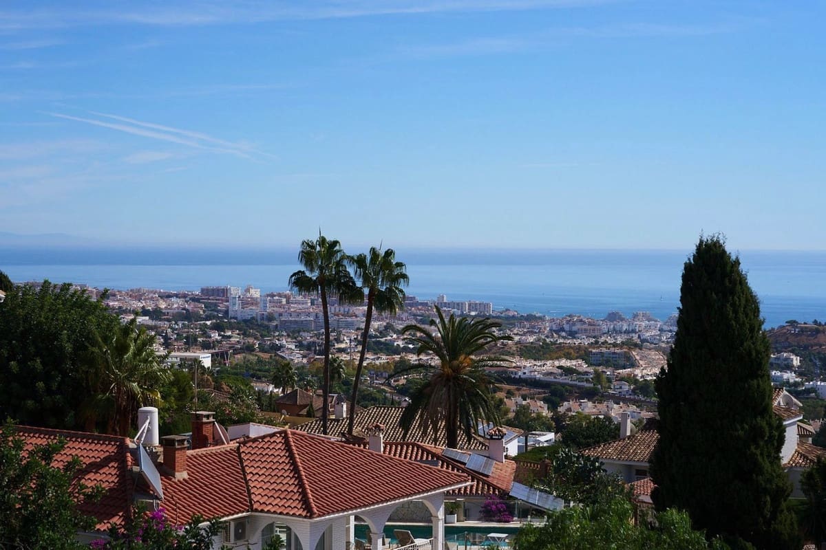 3 chambre Villa/Maison à vendre à Benalmadena avec piscine garage - 890 000 € (Ref: 10071587)