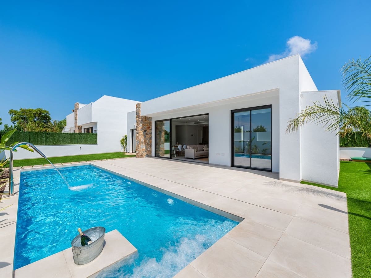 3 camera da letto Villa in vendita in Los Alcazares con piscina garage - 499.900 € (Rif: 10071593)