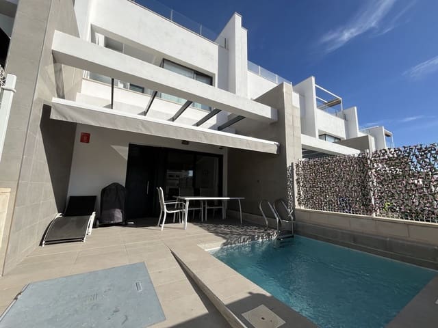 3 makuuhuone Omakotitalo myytävänä paikassa Villamartin, Orihuela mukana uima-altaan - 335 000 € (Ref: 10071598)