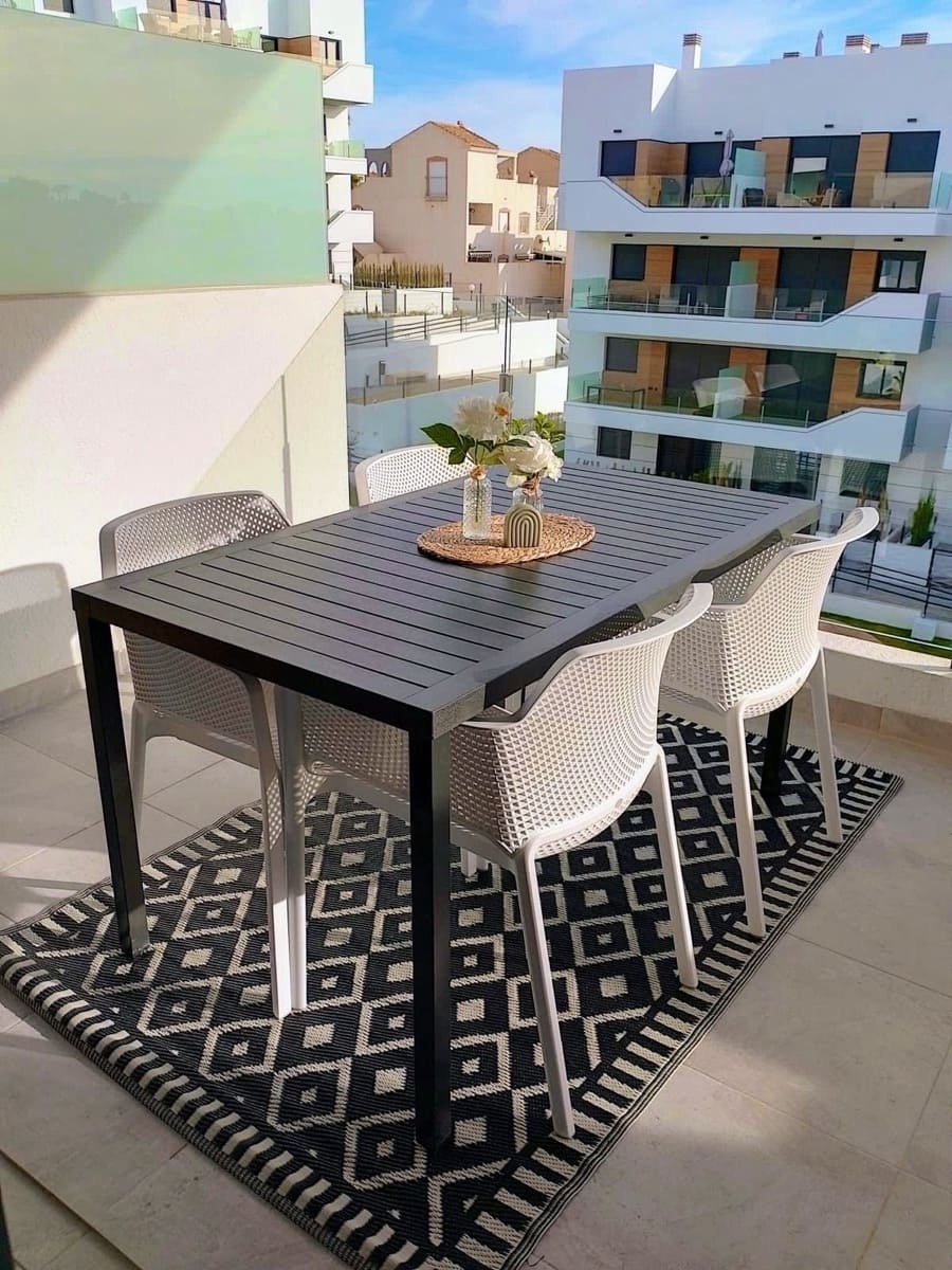 Apartamento de 2 habitaciones en Villamartin en venta con piscina garaje - 269.000 € (Ref: 10071606)