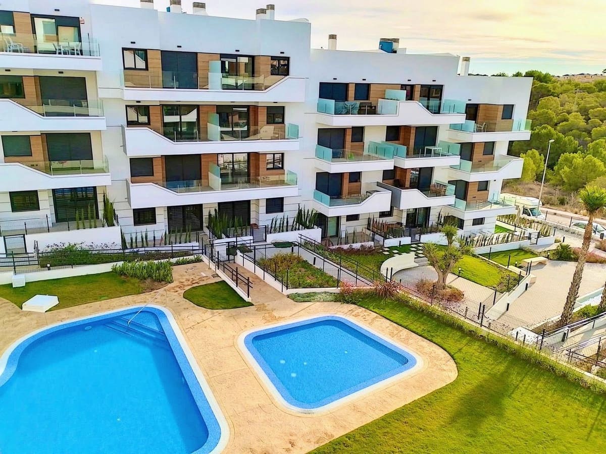 Apartamento de 2 habitaciones en Villamartin en venta con piscina garaje - 269.000 € (Ref: 10071606)