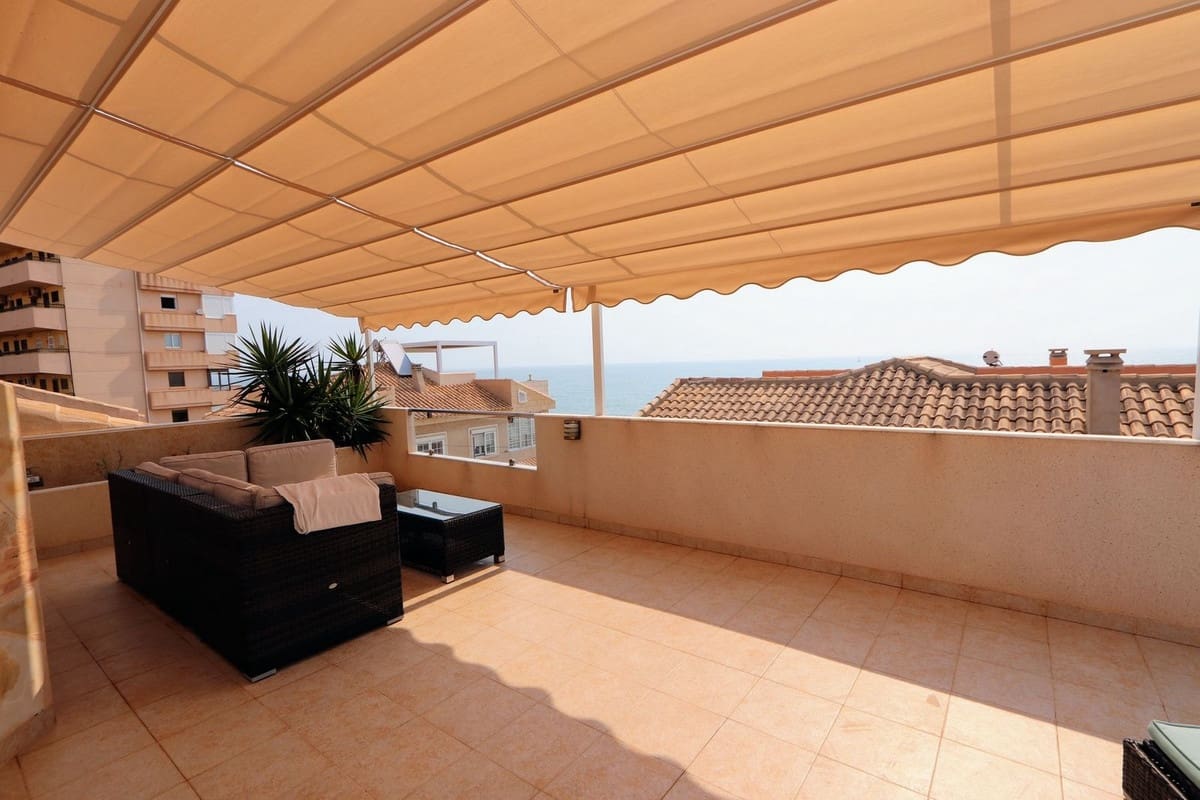 3 quarto Moradia Geminada para venda em Torrevieja - 445 000 € (Ref: 10071617)