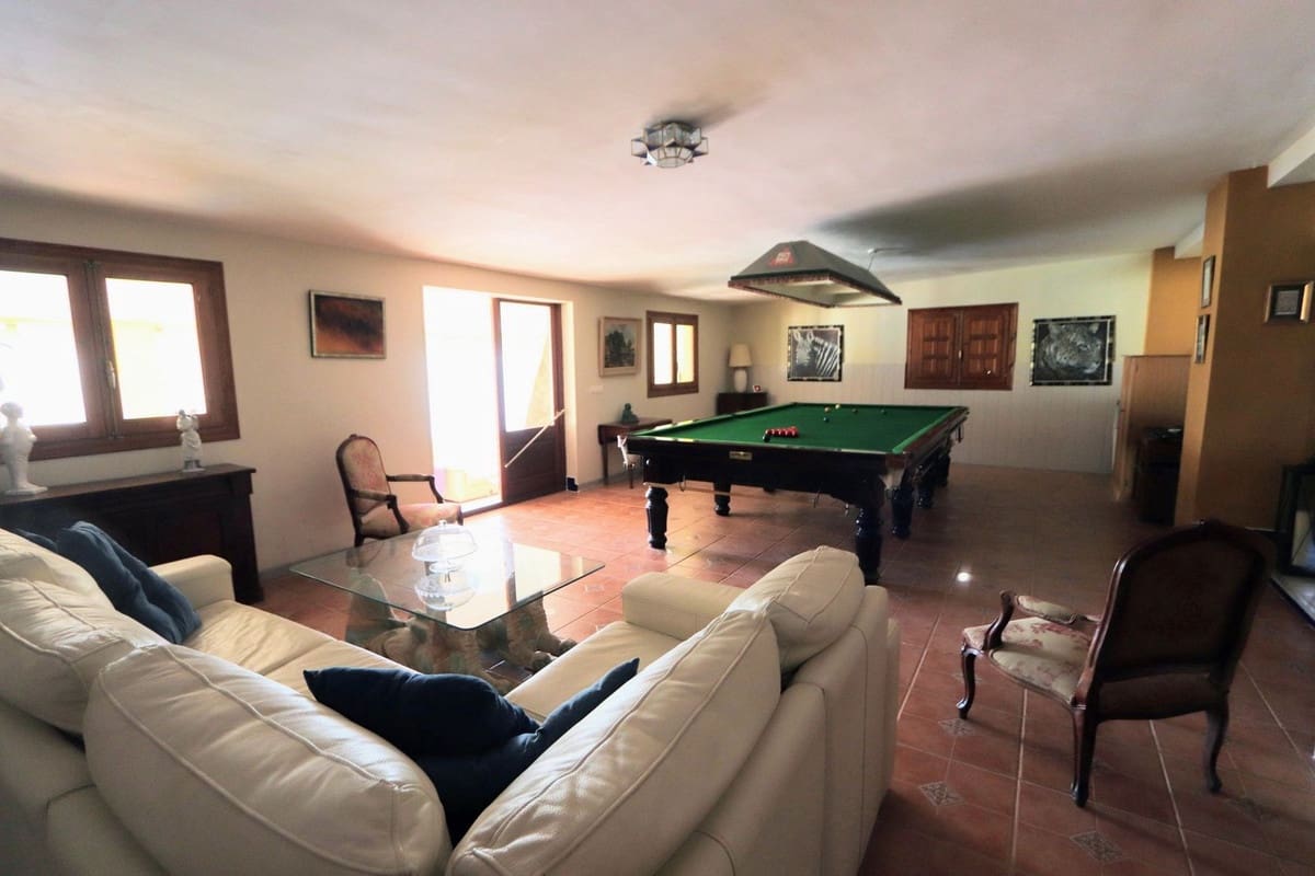 6 quarto Moradia para venda em Roldan com piscina garagem - 599 900 € (Ref: 10071620)