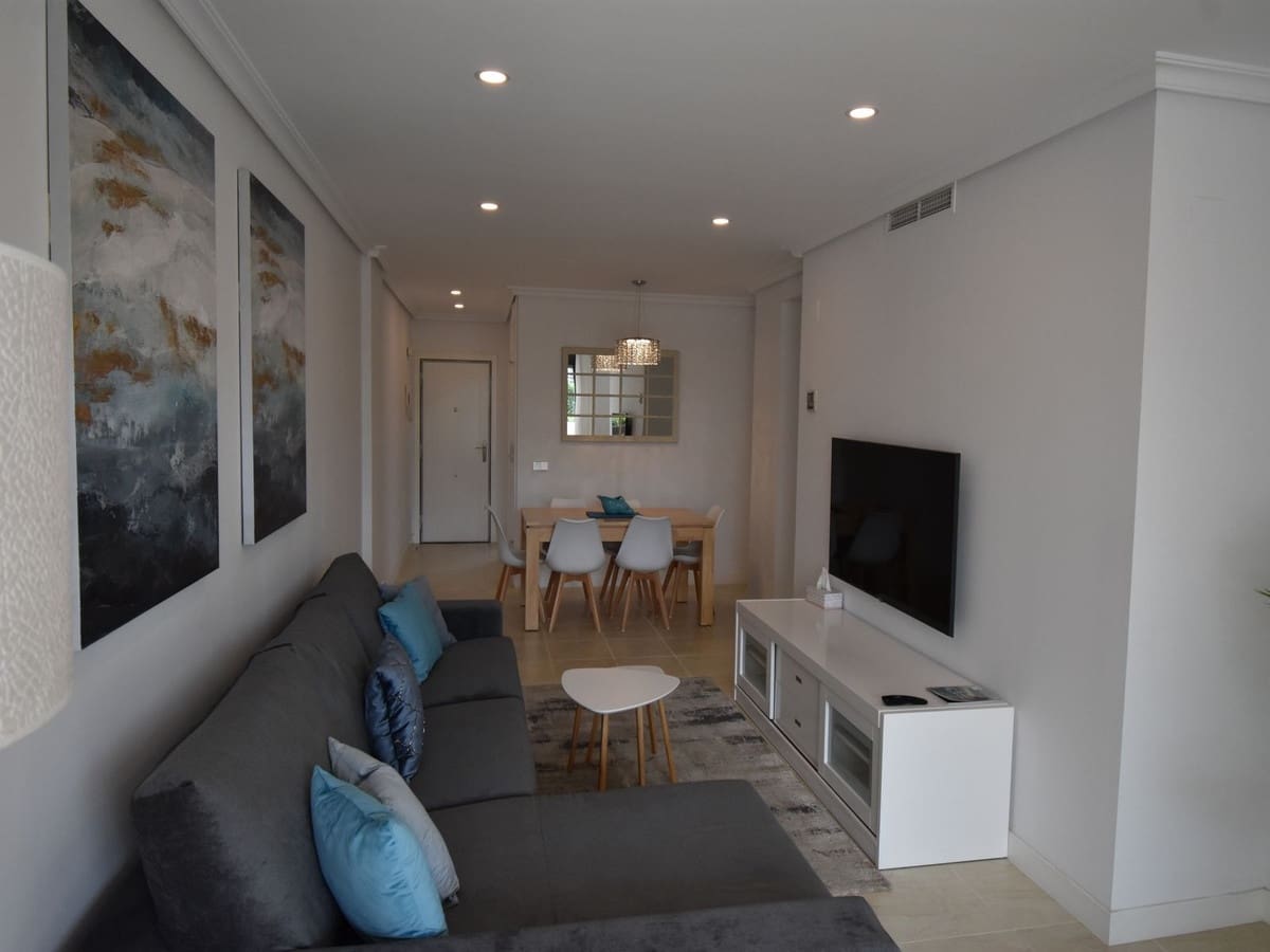 2 soverom Leilighet til salgs i New Golden Mile med svømmebasseng garasje - € 365 000 (Ref: 10071630)