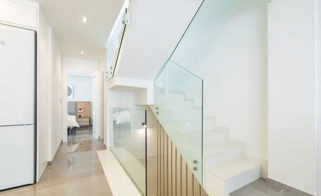 Chalet de 3 habitaciones en Los Balcones en venta con piscina garaje - 660.000 € (Ref: 10071651)