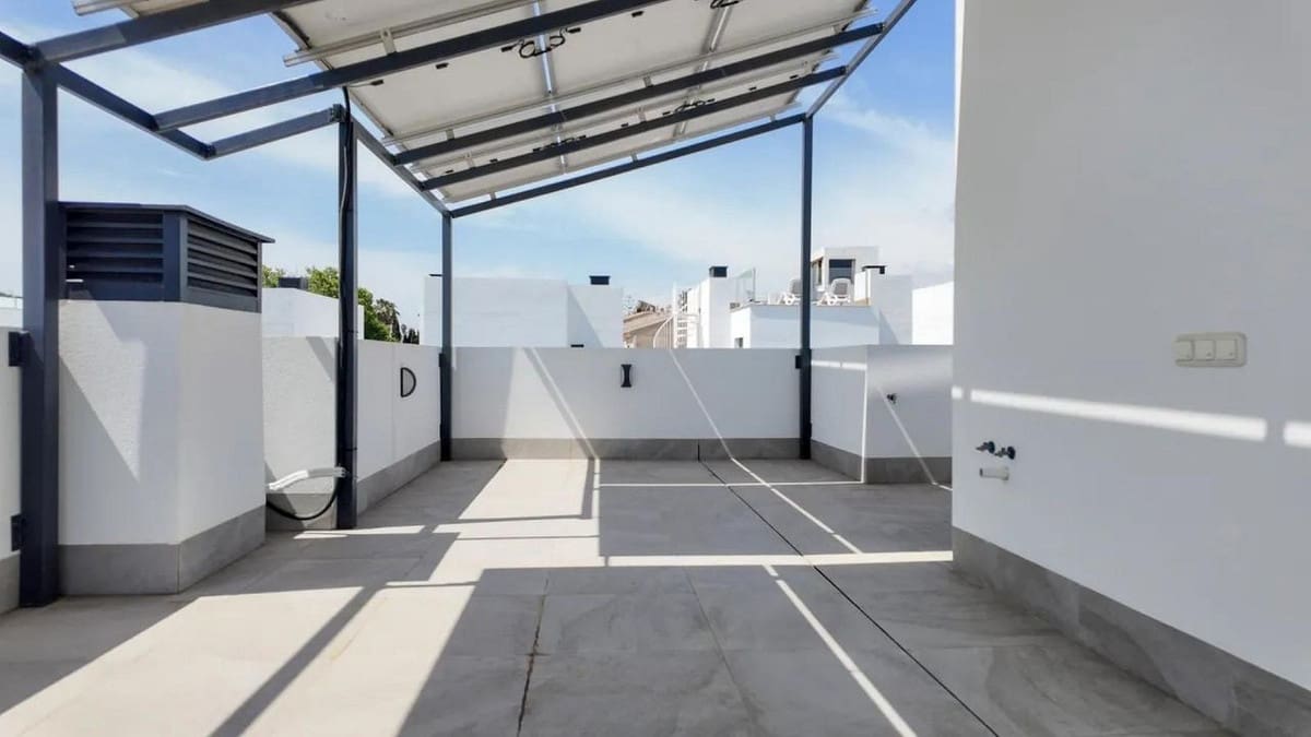 Chalet de 3 habitaciones en Los Balcones en venta con piscina garaje - 660.000 € (Ref: 10071651)