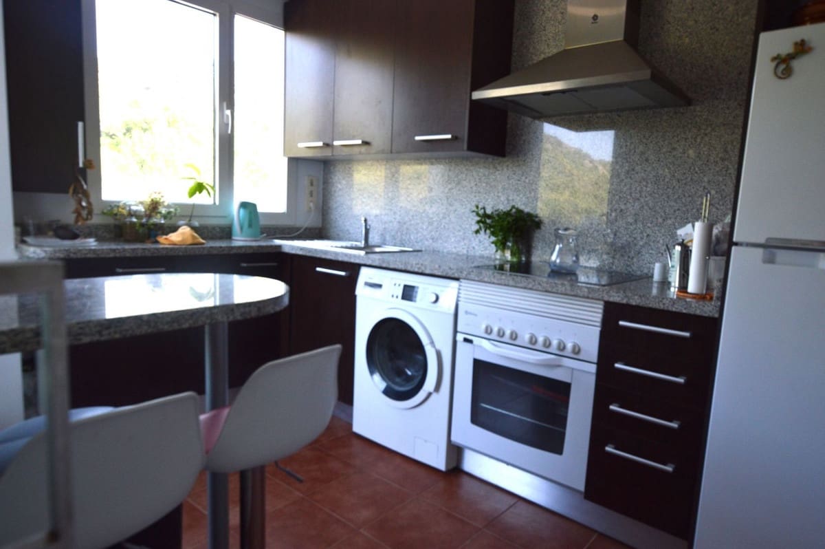 3 sovrum Lägenhet till salu i Estepona med pool - 375 000 € (Ref: 10071673)