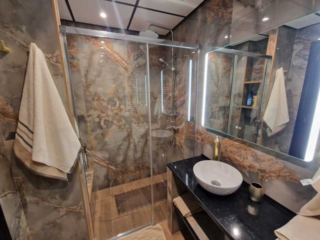 2 Zimmer Strandapartment zu verkaufen in Parque de las Naciones, Torrevieja - 195.000 € (Ref: 10071692)