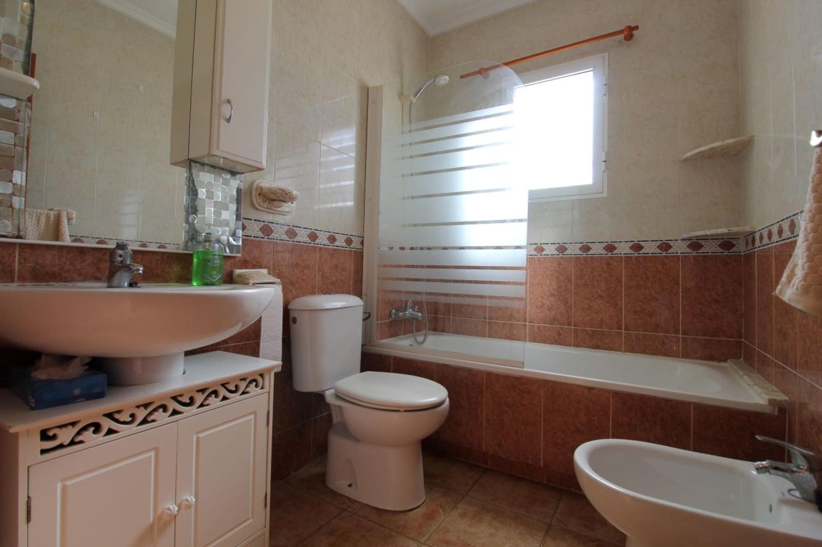3 Zimmer Villa zu verkaufen in San Miguel de Salinas mit Pool - 299.900 € (Ref: 10077434)