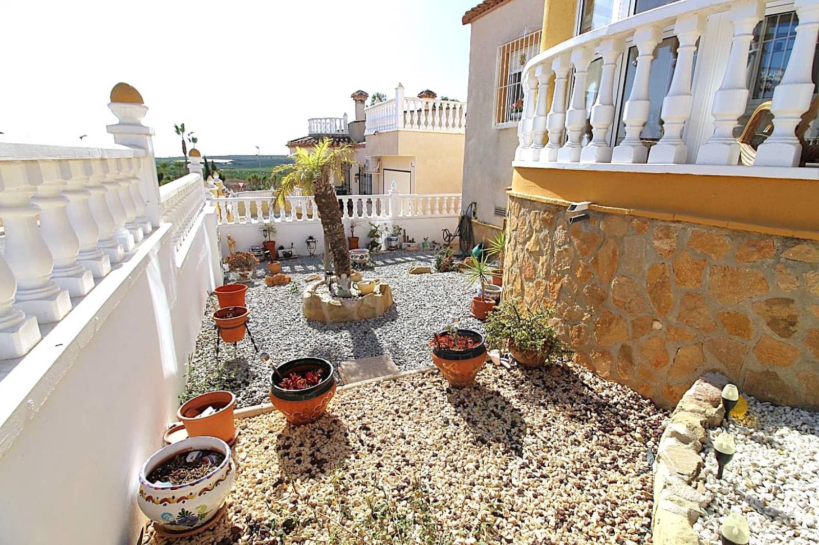 3 Zimmer Villa zu verkaufen in San Miguel de Salinas mit Pool - 299.900 € (Ref: 10077434)
