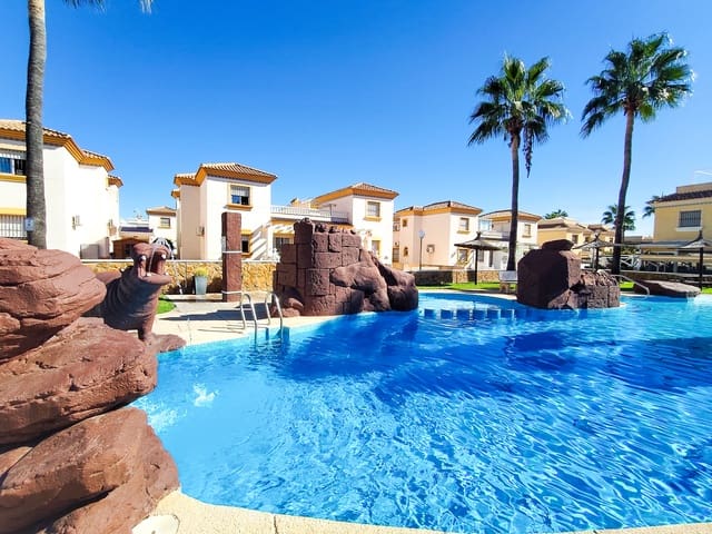 2 Zimmer Apartment zu verkaufen in Villamartin, Orihuela - 239.000 € (Ref: 10077439)