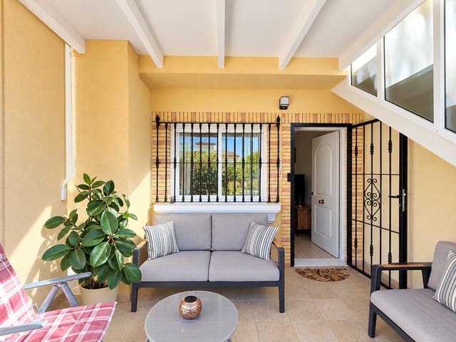 2 Zimmer Apartment zu verkaufen in Villamartin, Orihuela - 239.000 € (Ref: 10077439)
