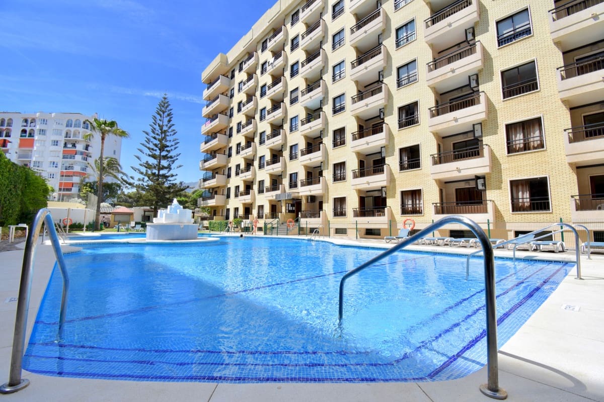 1 Zimmer Apartment zu verkaufen in Fuengirola mit Pool - 335.000 € (Ref: 10077469)