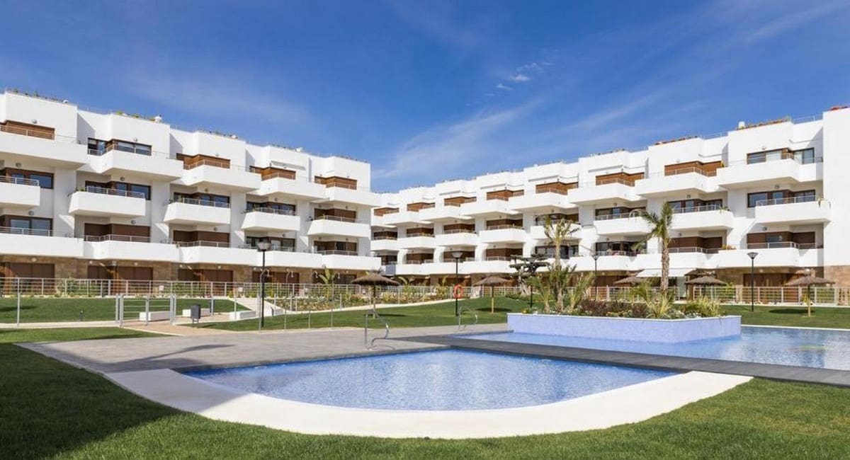 2 sovrum Lägenhet till salu i Orihuela Costa med pool garage - 236 000 € (Ref: 10077471)