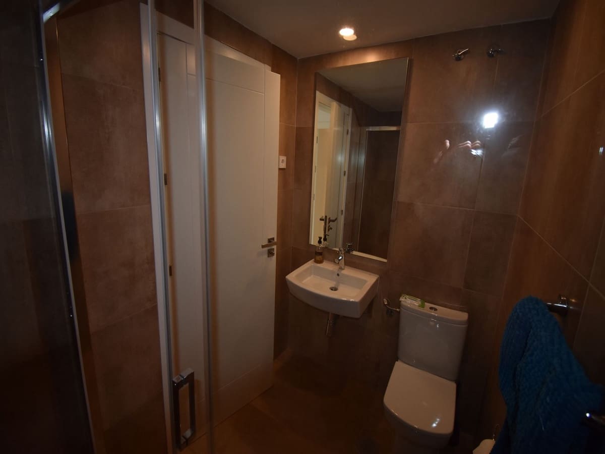 2 sovrum Lägenhet till salu i Estepona med pool garage - 365 000 € (Ref: 10077472)