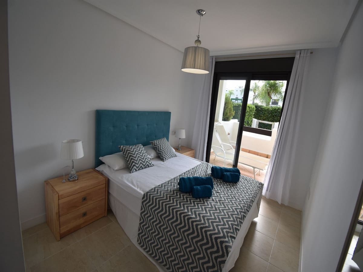 2 sovrum Lägenhet till salu i Estepona med pool garage - 365 000 € (Ref: 10077472)