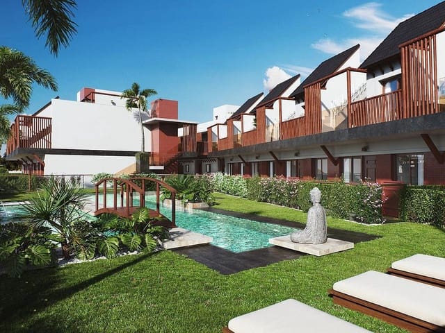 2 quarto Bungalow para venda em Pilar de la Horadada com piscina garagem - 253 900 € (Ref: 10077512)