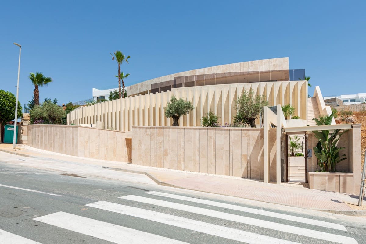 5 slaapkamer Villa te koop in Casares met zwembad garage - € 3.800.000 (Ref: 10082455)