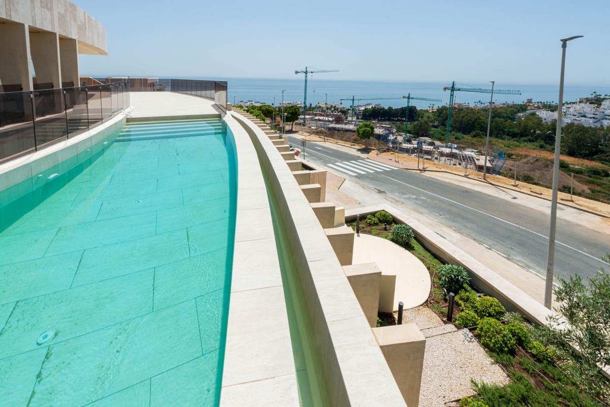 5 slaapkamer Villa te koop in Casares met zwembad garage - € 3.800.000 (Ref: 10082455)