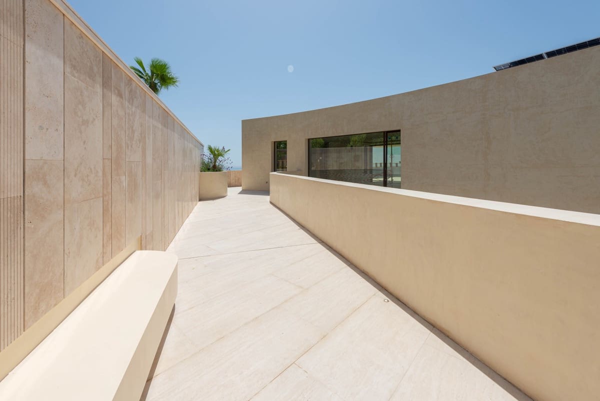 5 slaapkamer Villa te koop in Casares met zwembad garage - € 3.800.000 (Ref: 10082455)