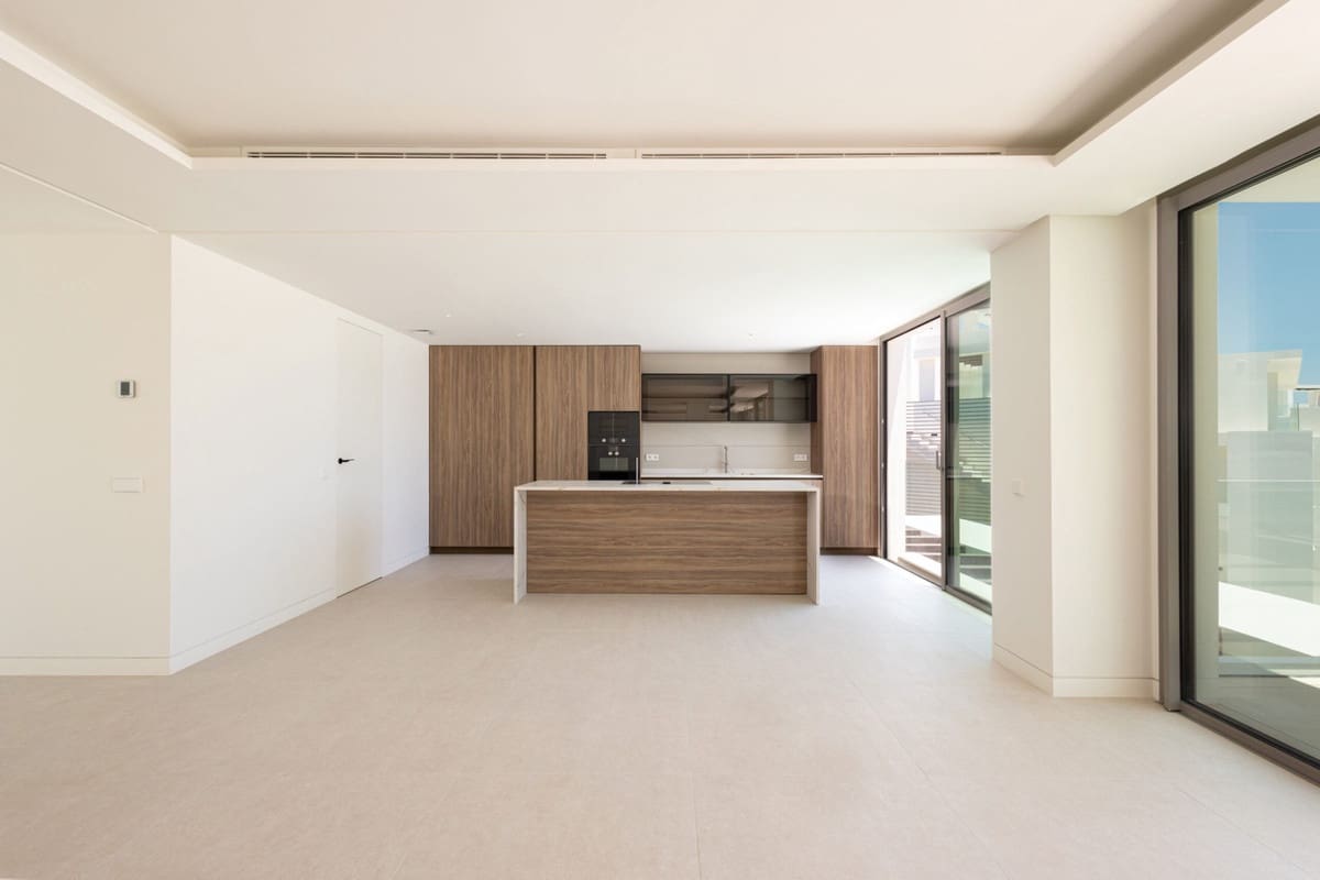 Apartamento de 4 habitaciones en Marbella en venta con piscina garaje - 5.350.000 € (Ref: 10082650)