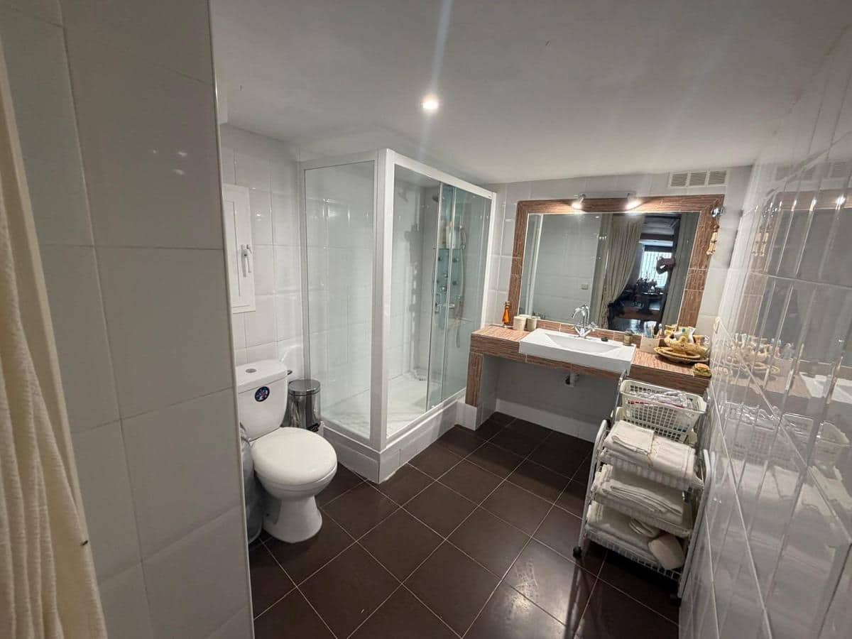3 quarto Casa em Banda para venda em Marbella com piscina - 700 000 € (Ref: 10082690)