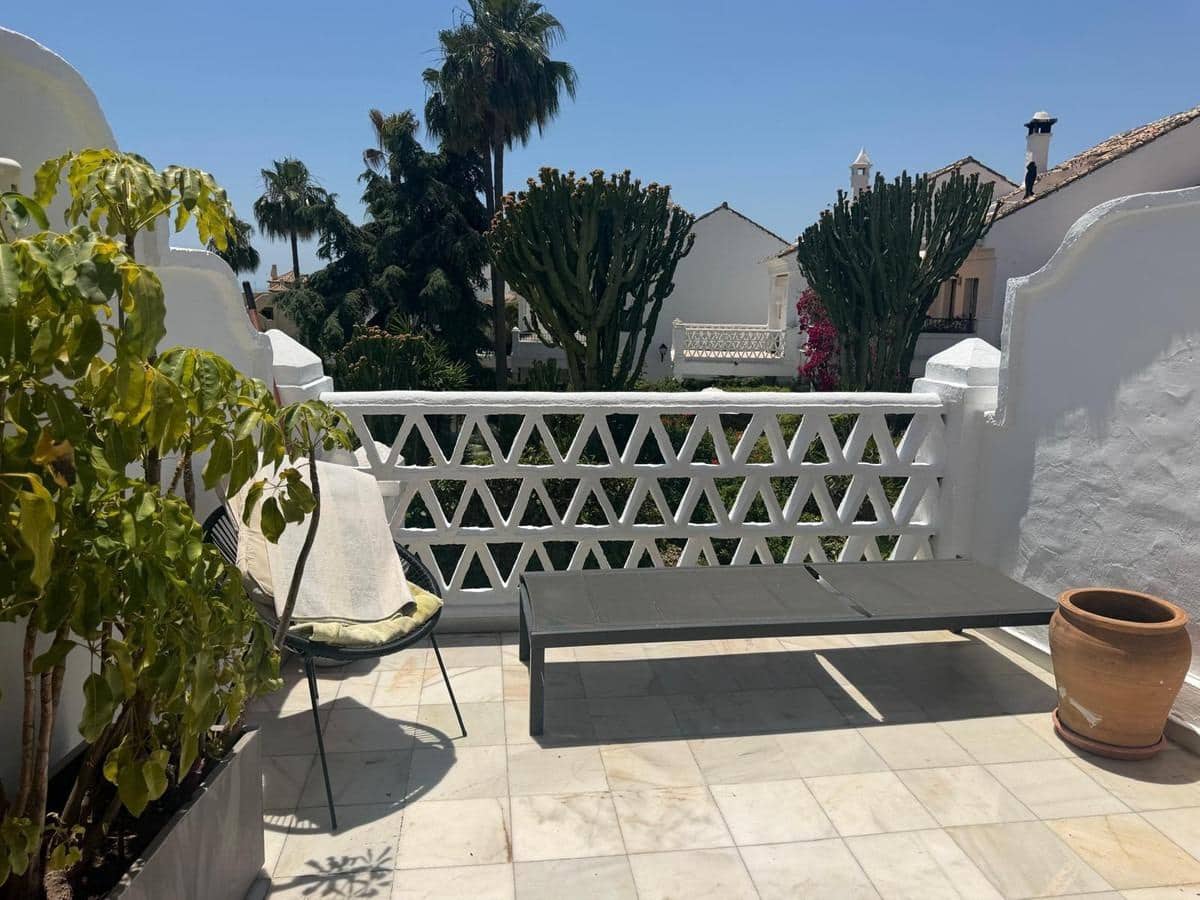 3 quarto Casa em Banda para venda em Marbella com piscina - 700 000 € (Ref: 10082690)